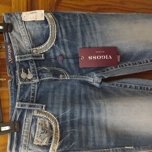 Vigoss Brand Women’s Size 3 /4 Regular 41 inches long and 15 inches wide. New.